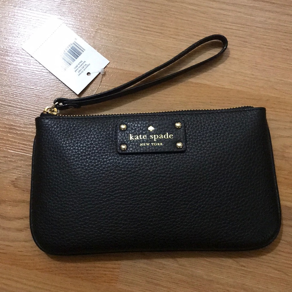 Kate Spade Wristlet (Price is Firm)